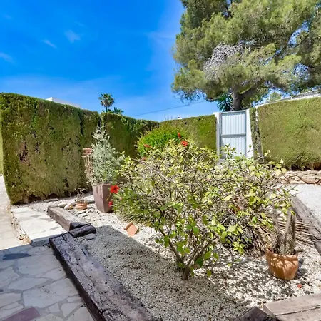 Guzman - Margareta Villa
